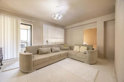 Apartamento T5 para Venda em Campanhã