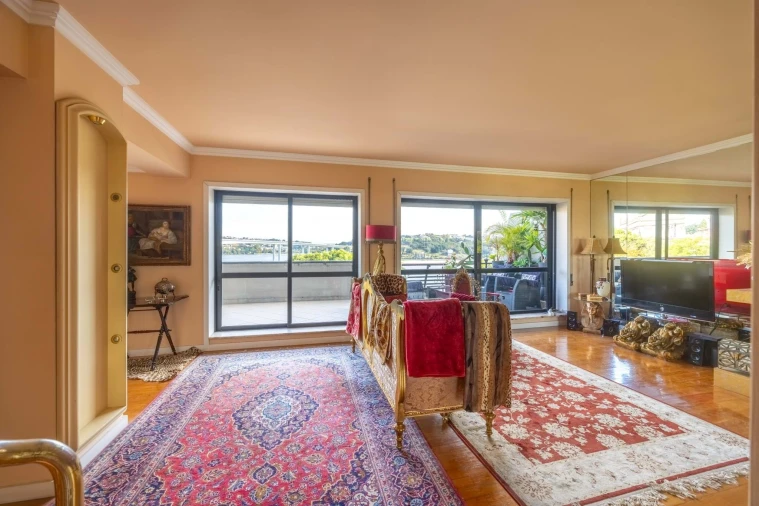 Apartamento T5 para Venda em Campanhã Foto 12