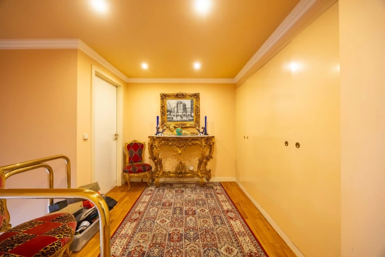 Apartamento T5 para Venda em Campanhã Foto 25