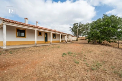 Moradia T4 para Venda em Serpa (Salvador e Santa Maria)