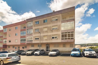 Apartamento T2 para Venda em Agualva e Mira-Sintra