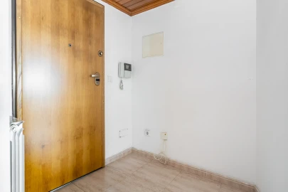 Apartamento T2 para Venda em Agualva e Mira-Sintra