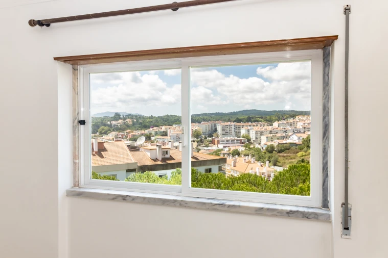 Apartamento T2 para Venda em Agualva e Mira-Sintra Foto 2
