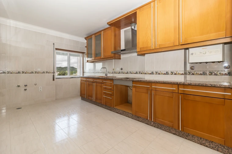 Apartamento T2 para Venda em Agualva e Mira-Sintra Foto 25