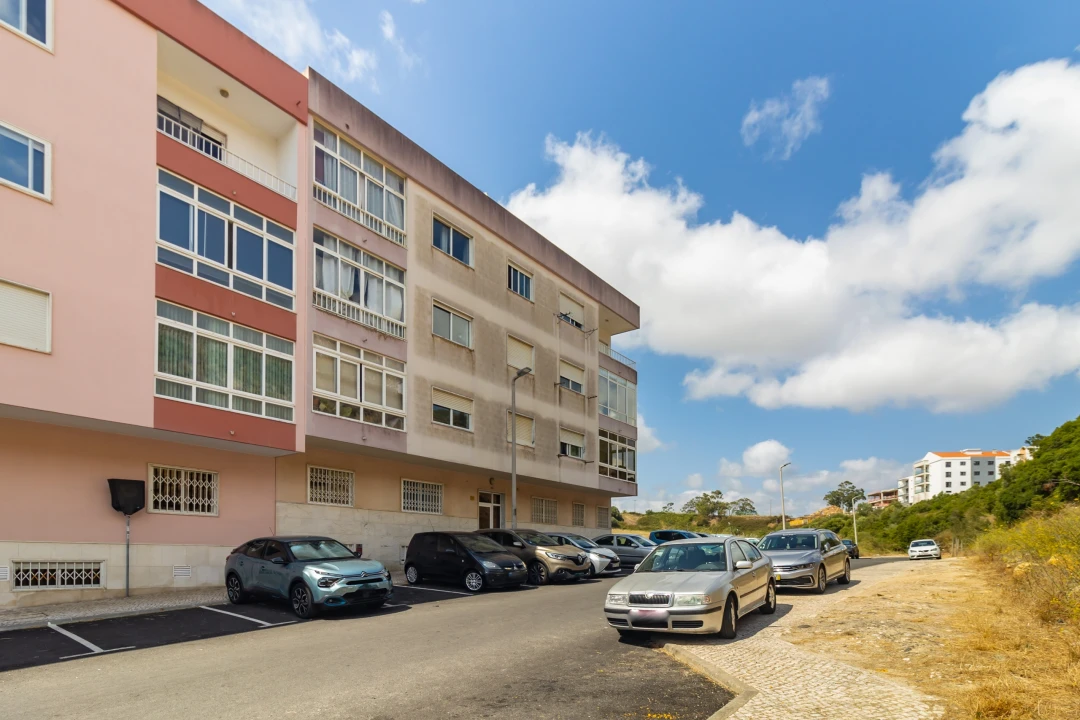 Apartamento T2 para Venda em Agualva e Mira-Sintra Foto 39
