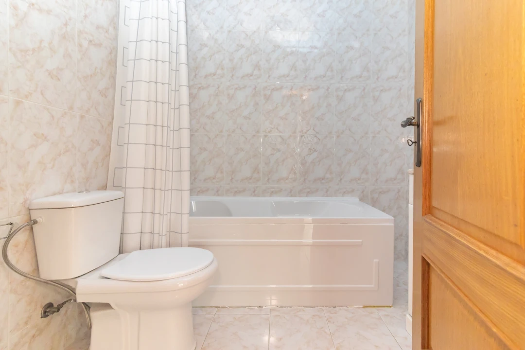 Apartamento T2 para Venda em Agualva e Mira-Sintra Foto 23