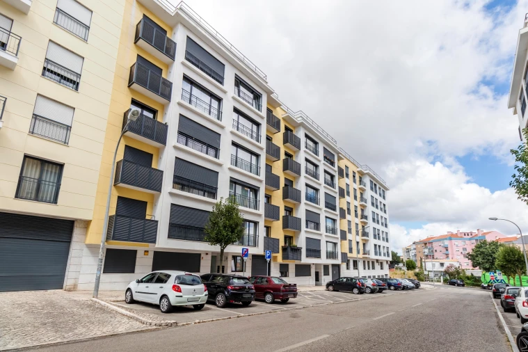 Apartamento T2 para Venda em Águas Livres Foto 47