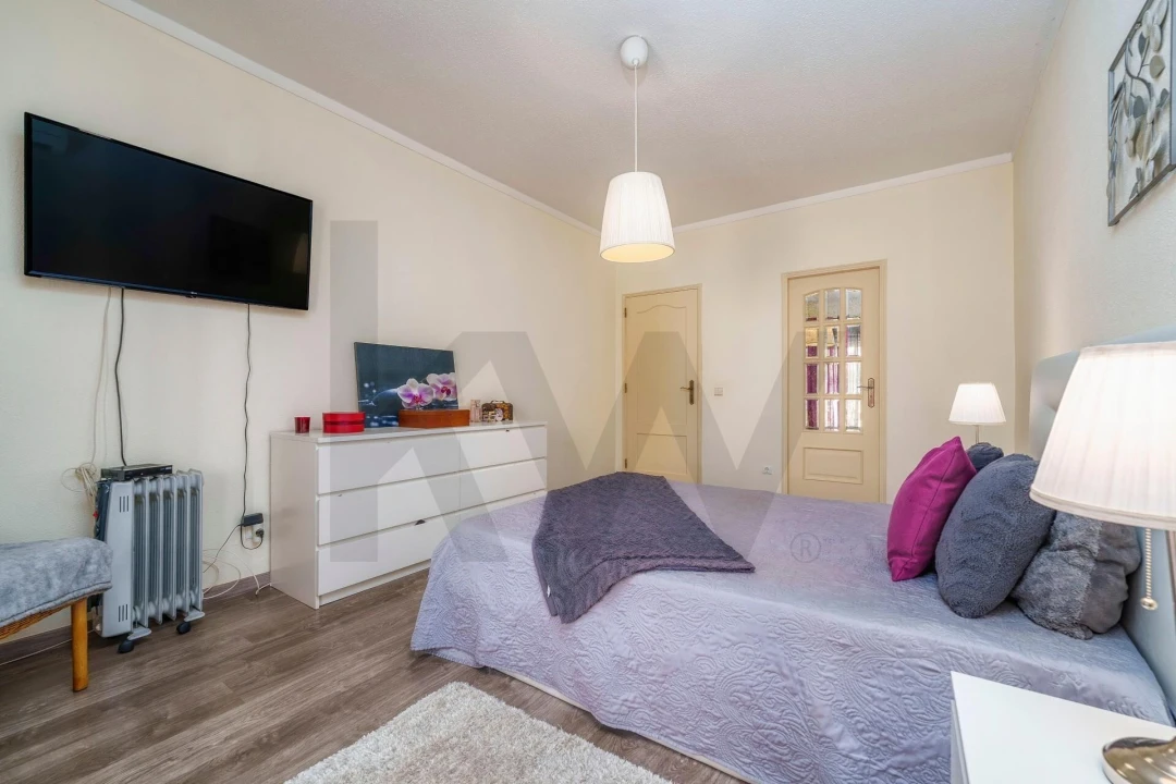Apartamento T2 para Venda em Olhão Foto 14