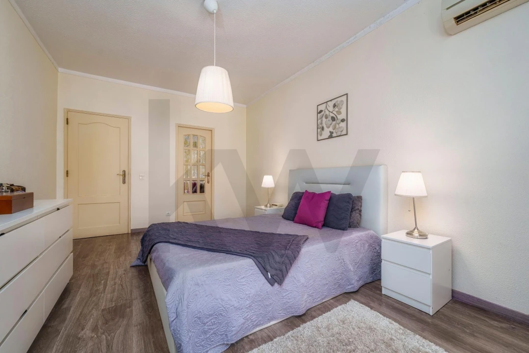 Apartamento T2 para Venda em Olhão Foto 15