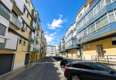 Apartamento T1 para Venda em Algés, Linda-A-Velha e Cruz Quebrada-Dafundo