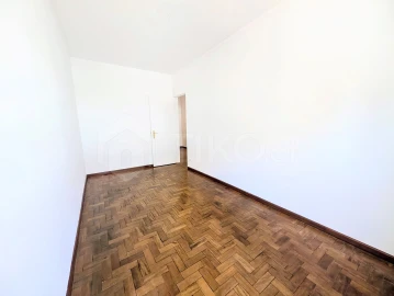 Apartamento T1 para Venda em Algés, Linda-A-Velha e Cruz Quebrada-Dafundo