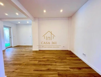 Apartamento T2 para Venda em Agualva e Mira-Sintra