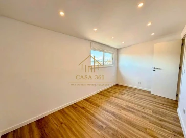 Apartamento T2 para Venda em Agualva e Mira-Sintra