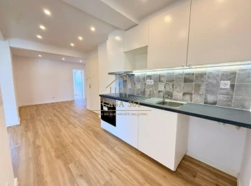 Apartamento T2 para Venda em Agualva e Mira-Sintra
