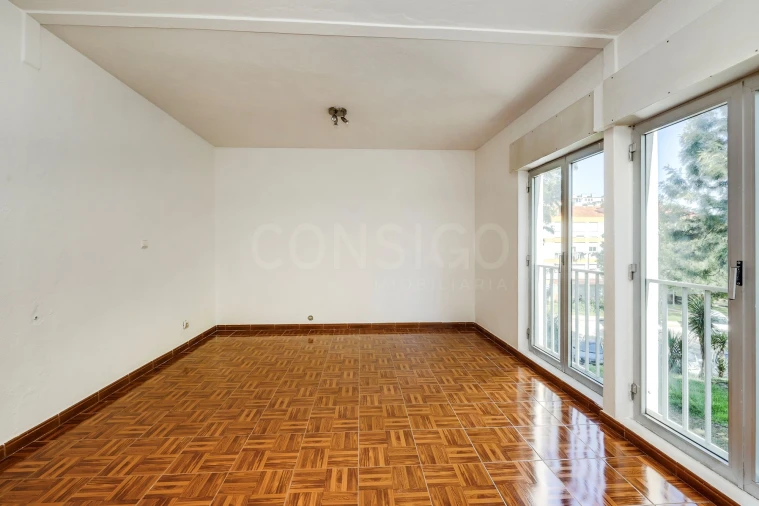 Apartamento T2 para Venda em Massamá e Monte Abraão Foto 11