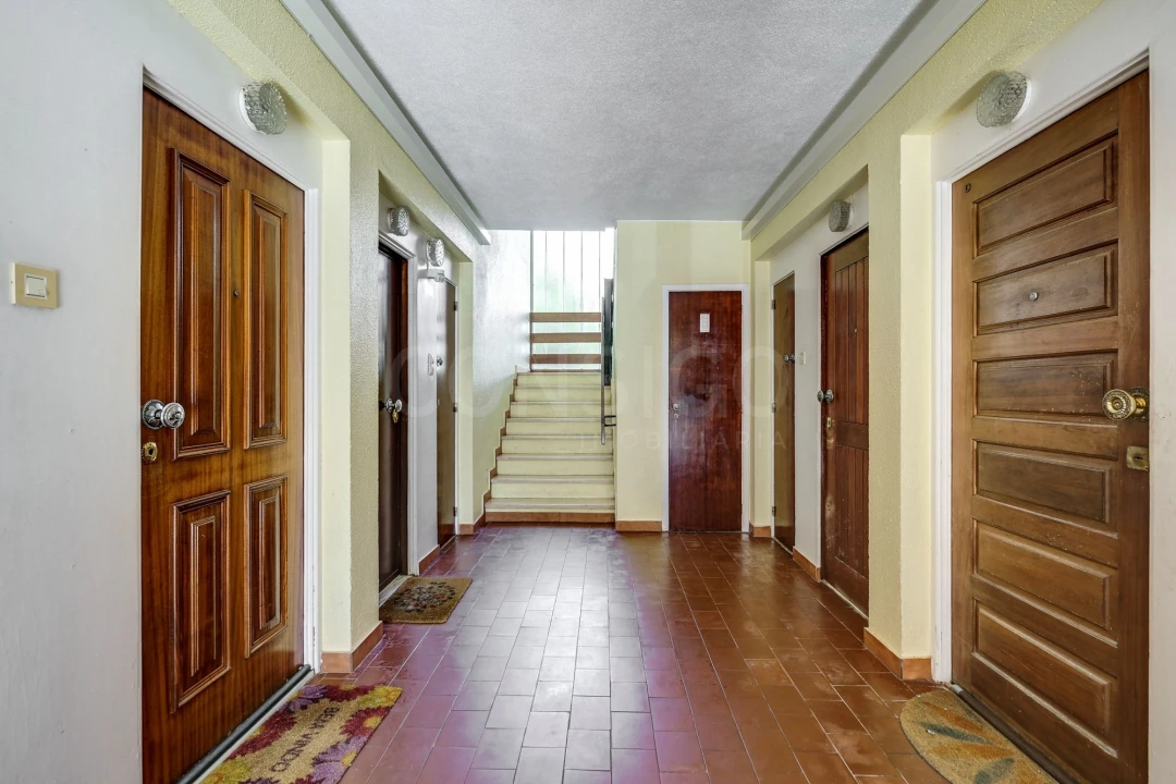 Apartamento T2 para Venda em Massamá e Monte Abraão Foto 22