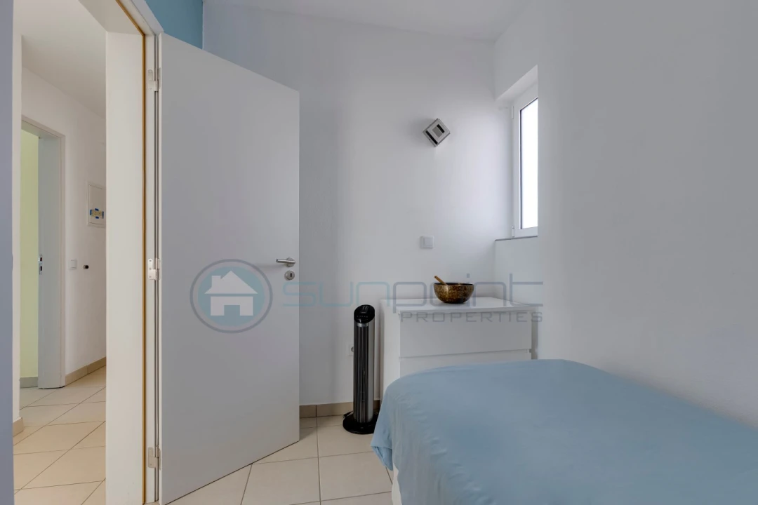 Apartamento T1 para Venda em Luz Foto 17