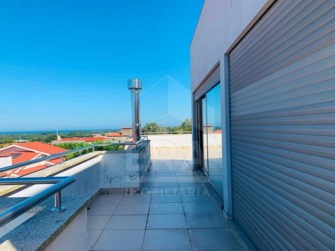 Moradia T4 para Venda em Belinho e Mar Foto 12