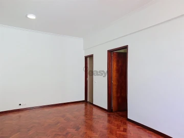 Apartamento T2 para Venda em Funchal (Se)