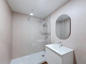 Apartamento T2 para Venda em Funchal (Se)
