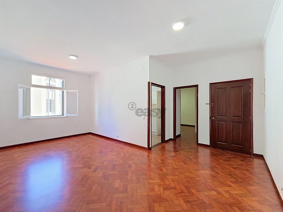 Apartamento T2 para Venda em Funchal (Se) Foto 1