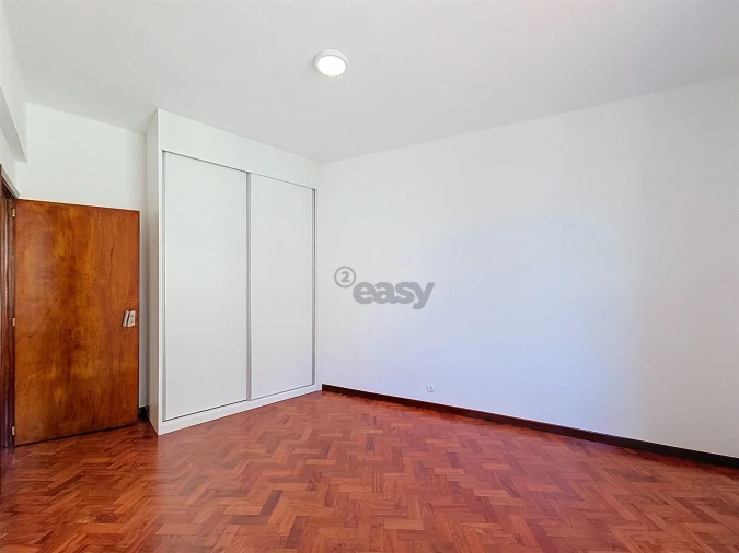 Apartamento T2 para Venda em Funchal (Se) Foto 10