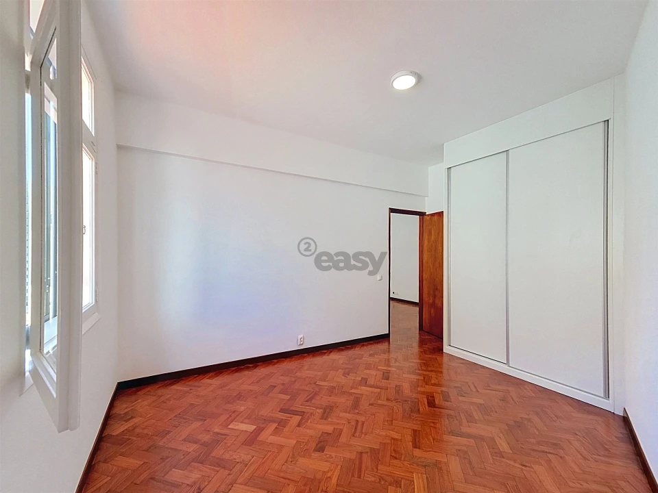 Apartamento T2 para Venda em Funchal (Se) Foto 11