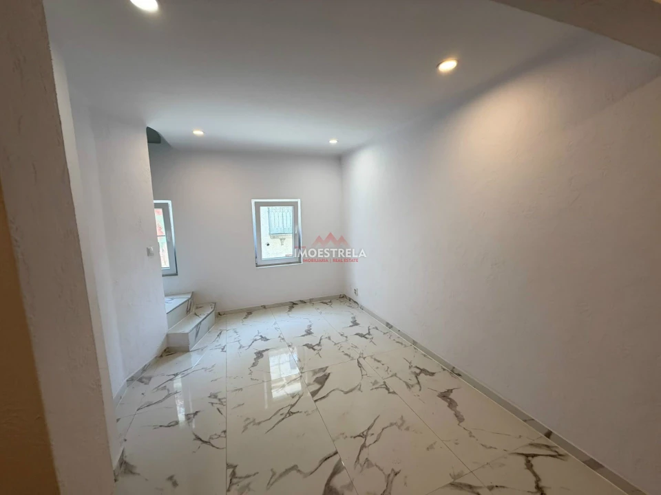 Moradia T3 para Venda em Vila Nova de Tazem Foto 16