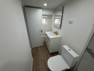 Moradia T3 para Venda em Vila Nova de Tazem