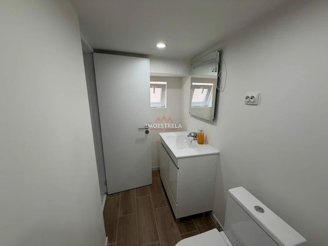 Moradia T3 para Venda em Vila Nova de Tazem Foto 15