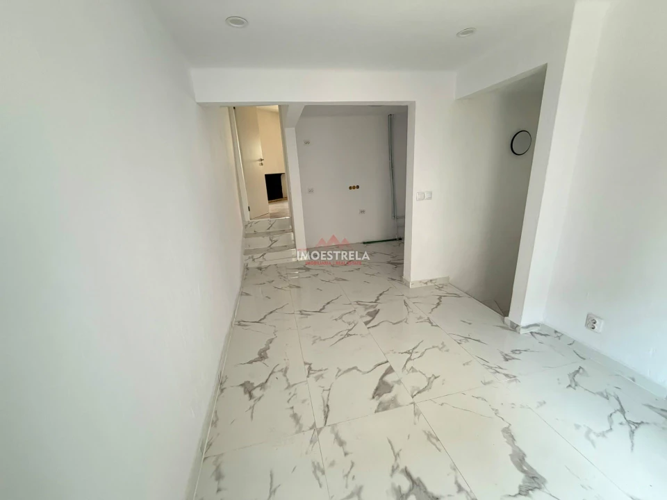 Moradia T3 para Venda em Vila Nova de Tazem Foto 1