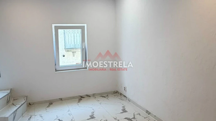Moradia T3 para Venda em Vila Nova de Tazem