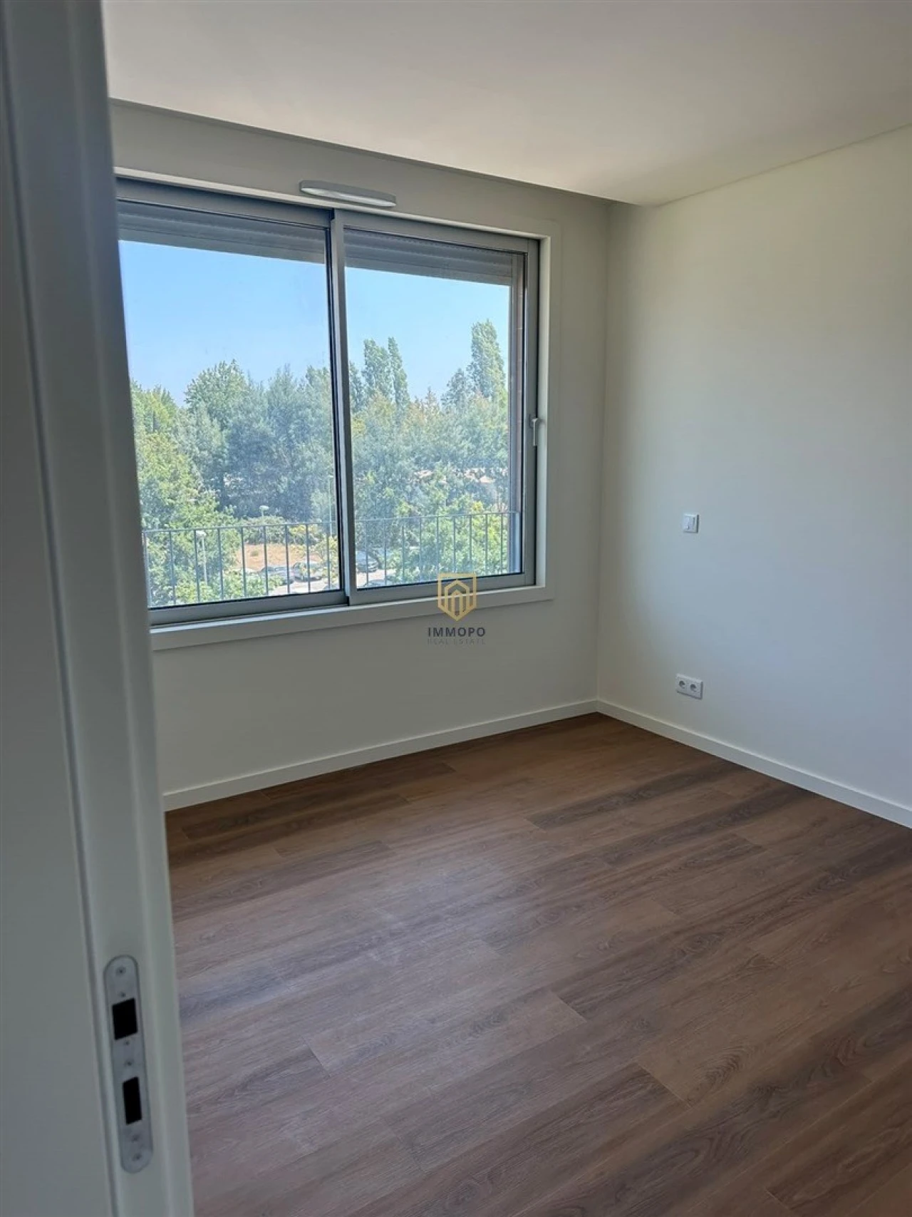 Apartamento T1 para Arrendamento em Cidade da Maia Foto 4