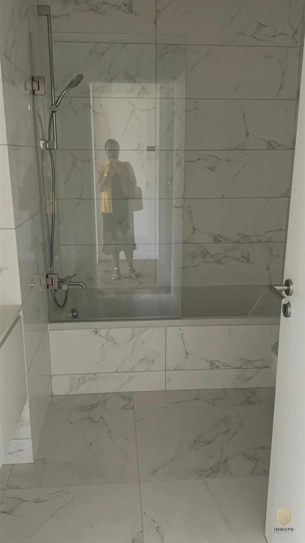 Apartamento T1 para Arrendamento em Cidade da Maia Foto 16