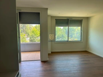 Apartamento T1 para Arrendamento em Cidade da Maia