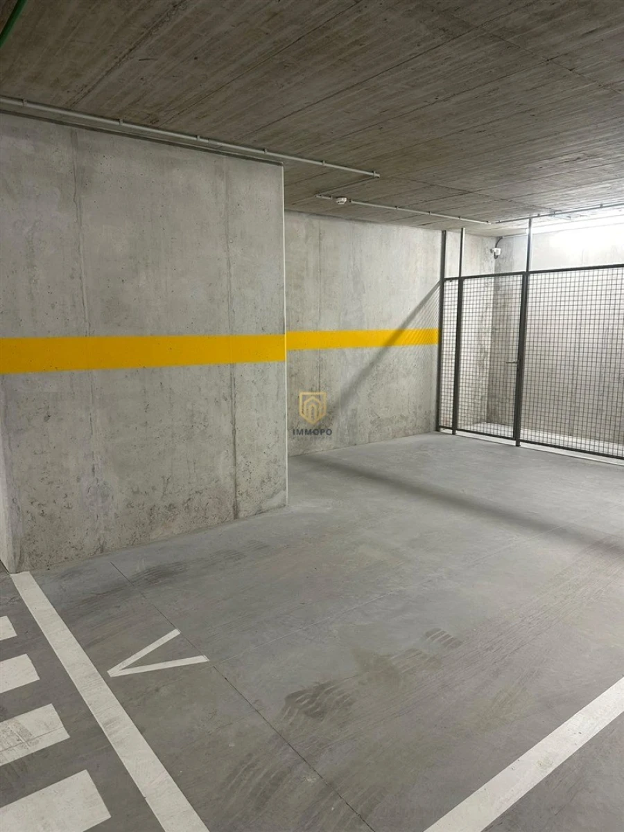 Apartamento T1 para Arrendamento em Cidade da Maia Foto 8