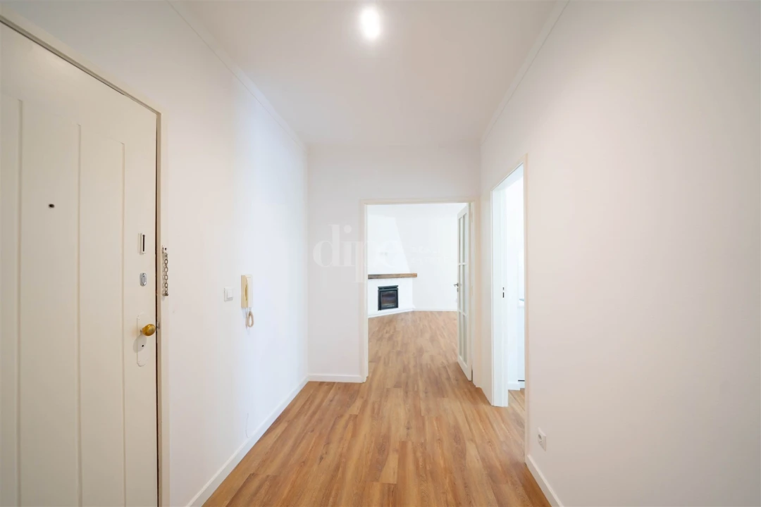 Apartamento T2 para Venda em Azurem Foto 18