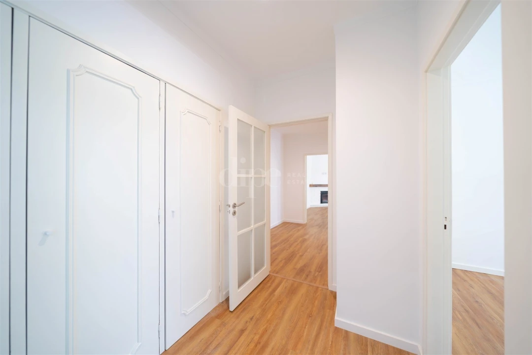 Apartamento T2 para Venda em Azurem Foto 14