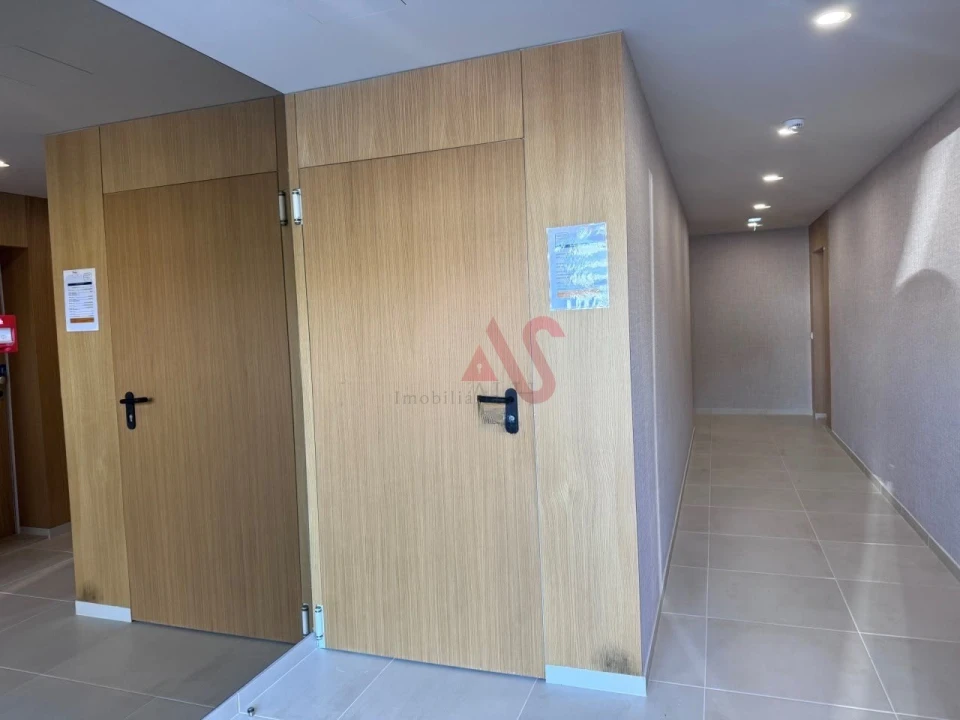 Apartamento T2 para Arrendamento em Canidelo Foto 2