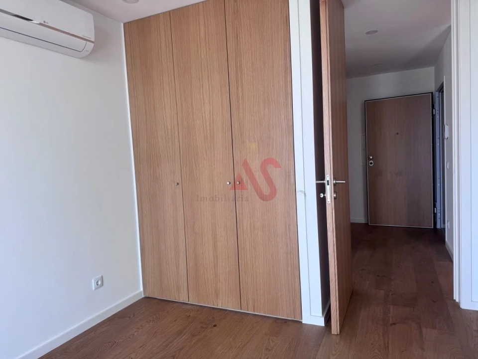 Apartamento T2 para Arrendamento em Canidelo Foto 8