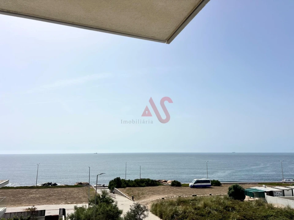 Apartamento T2 para Arrendamento em Canidelo Foto 11