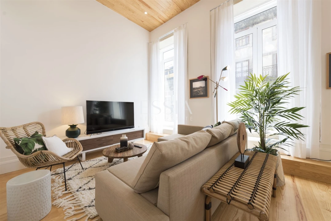 Apartamento T3 para Venda em Cedofeita, Santo Ildefonso, Sé, Miragaia, São Nicolau e Vitória Foto 2