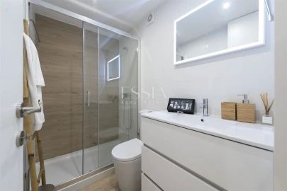 Apartamento T3 para Venda em Cedofeita, Santo Ildefonso, Sé, Miragaia, São Nicolau e Vitória