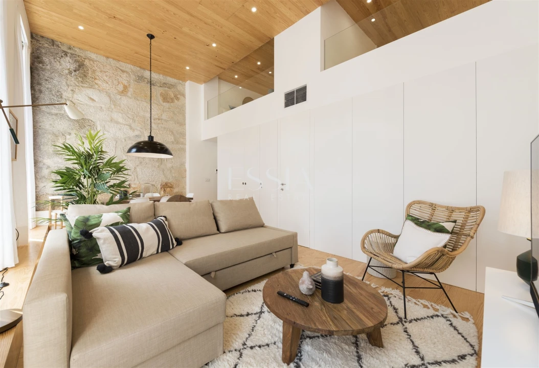Apartamento T3 para Venda em Cedofeita, Santo Ildefonso, Sé, Miragaia, São Nicolau e Vitória Foto 4
