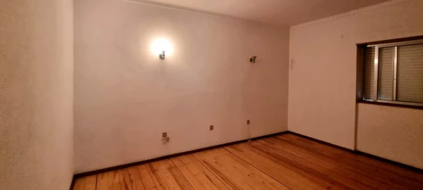 Moradia T10 para Venda em Santo Antonio dos Olivais