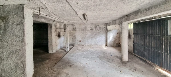 Moradia T10 para Venda em Santo Antonio dos Olivais