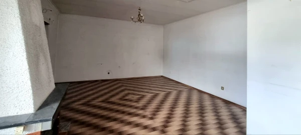 Moradia T10 para Venda em Santo Antonio dos Olivais
