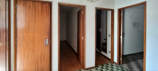 Moradia T10 para Venda em Santo Antonio dos Olivais