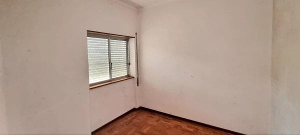 Moradia T10 para Venda em Santo Antonio dos Olivais