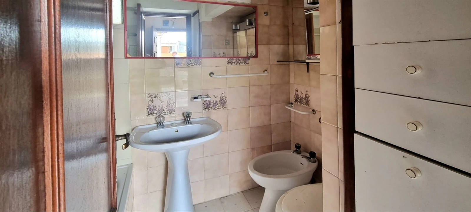 Moradia T10 para Venda em Santo Antonio dos Olivais Foto 49